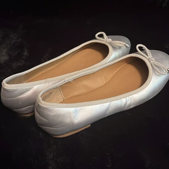 Crown & Ivy Larissa Silver Ballet Flats with Bow Detail - Picture 5 of 10